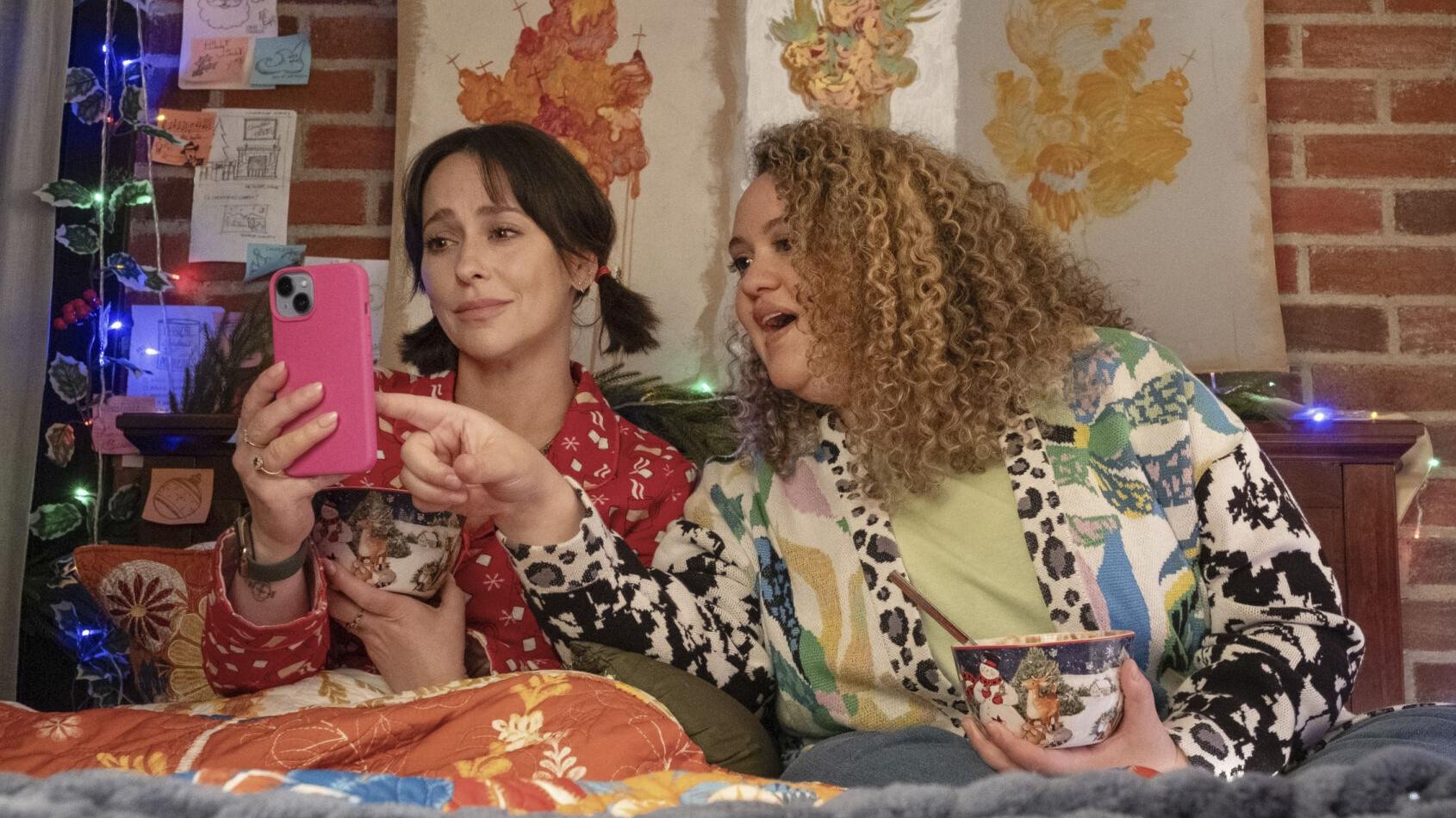 How to write a holiday rom-com for TV, according to the experts